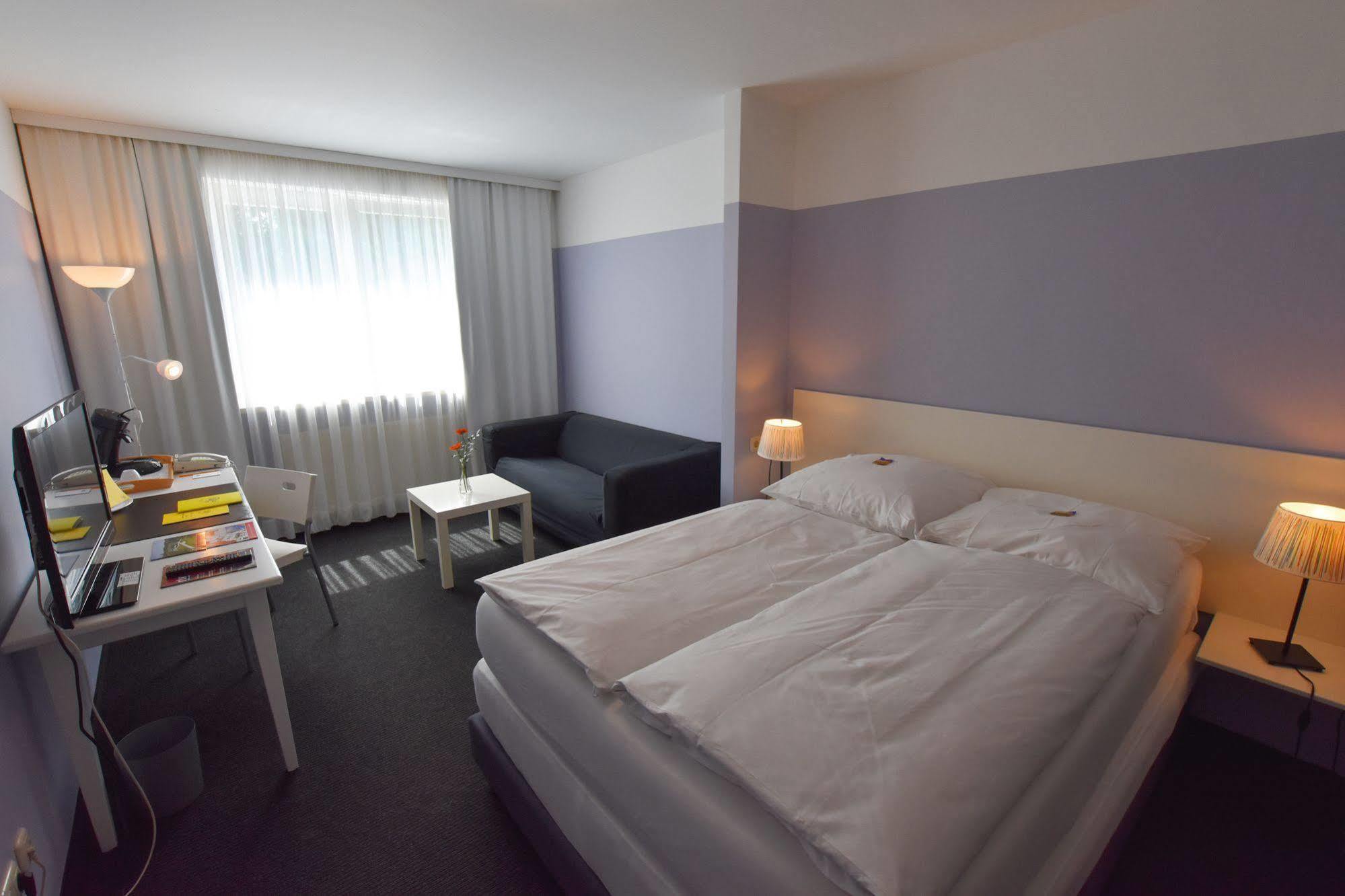 Hotel U. + Apartments Mülheim an der Ruhr Екстериор снимка
