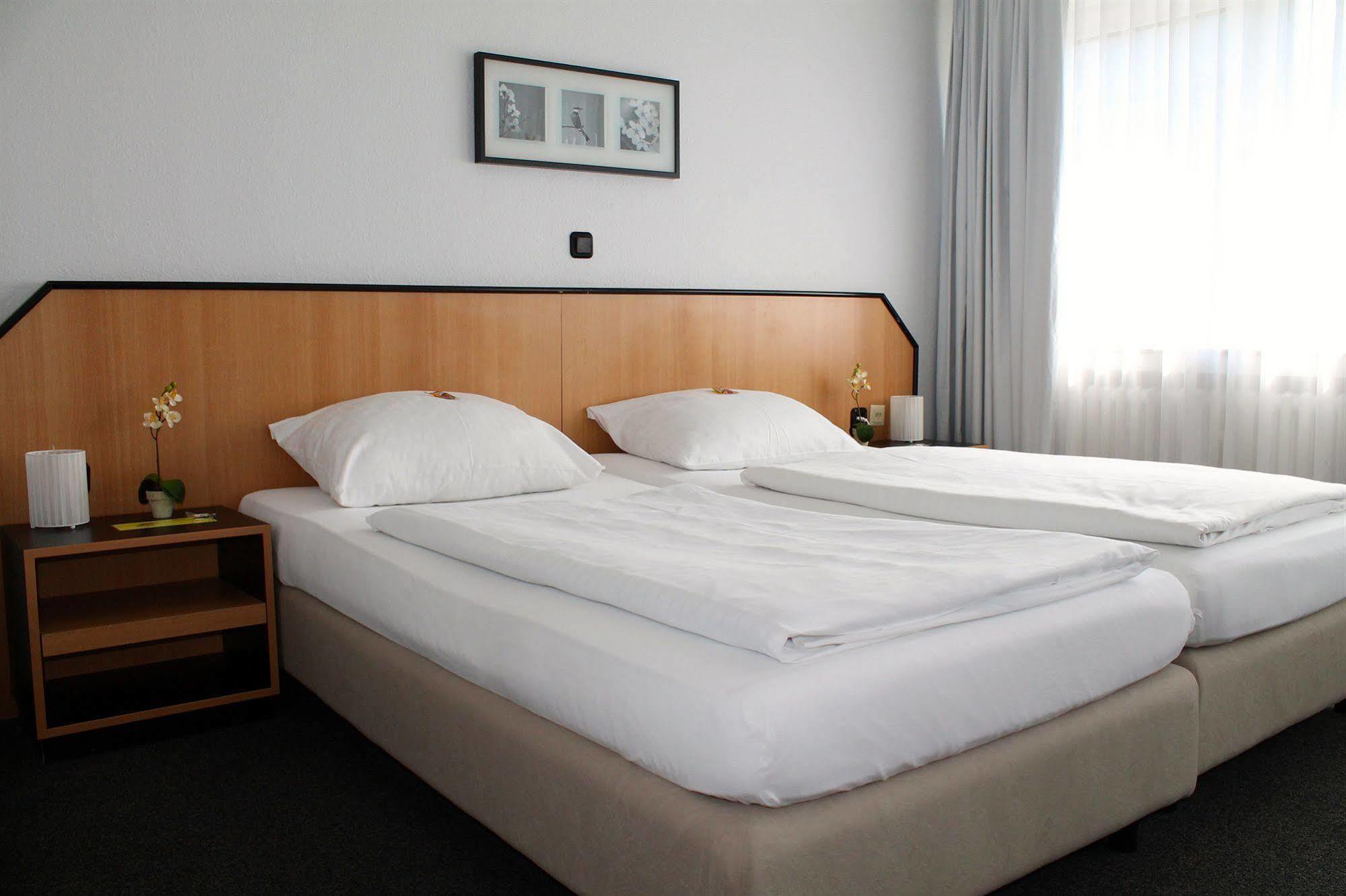 Hotel U. + Apartments Mülheim an der Ruhr Екстериор снимка